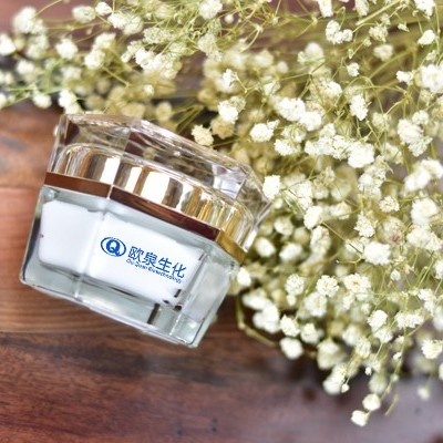 美妝廠家：你會看化妝品樣板嗎？